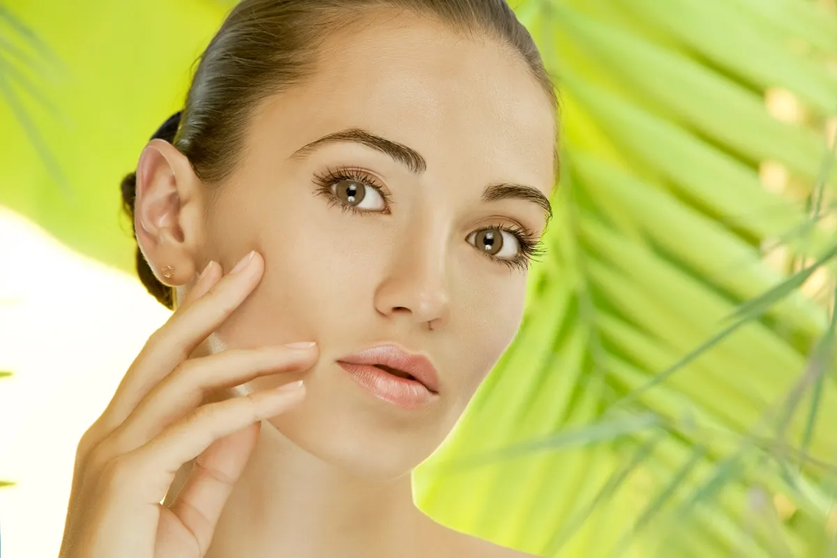 Dermalinfusion-Diamond-Glow-Treatment-by-Aentegra-LLC-DBA-Ella-Esthetics-in-Alexandria-VA